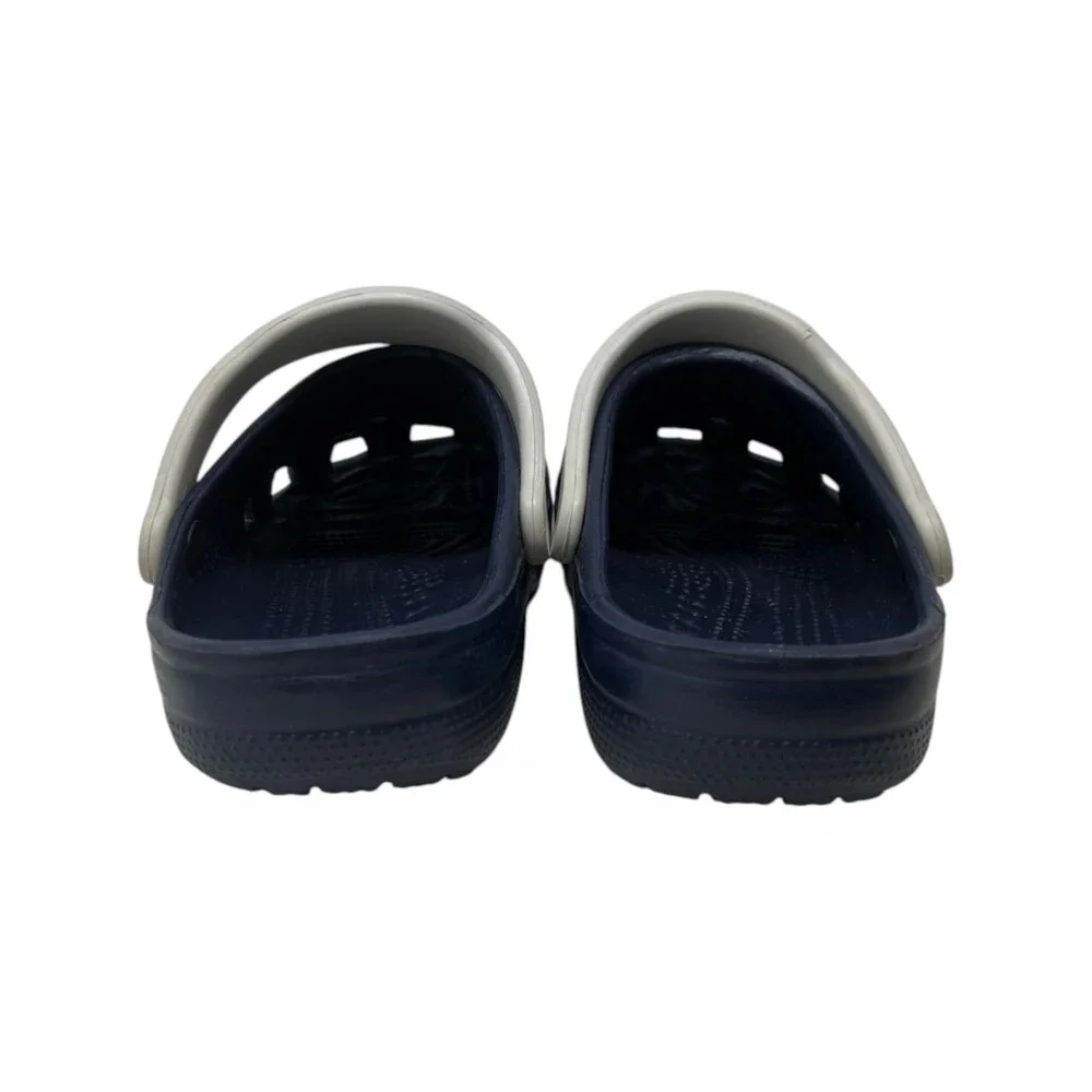 Crocs Clogs Mens Size 7 Womens Size 9 Blue Chicago Cubs MLB Slip On
